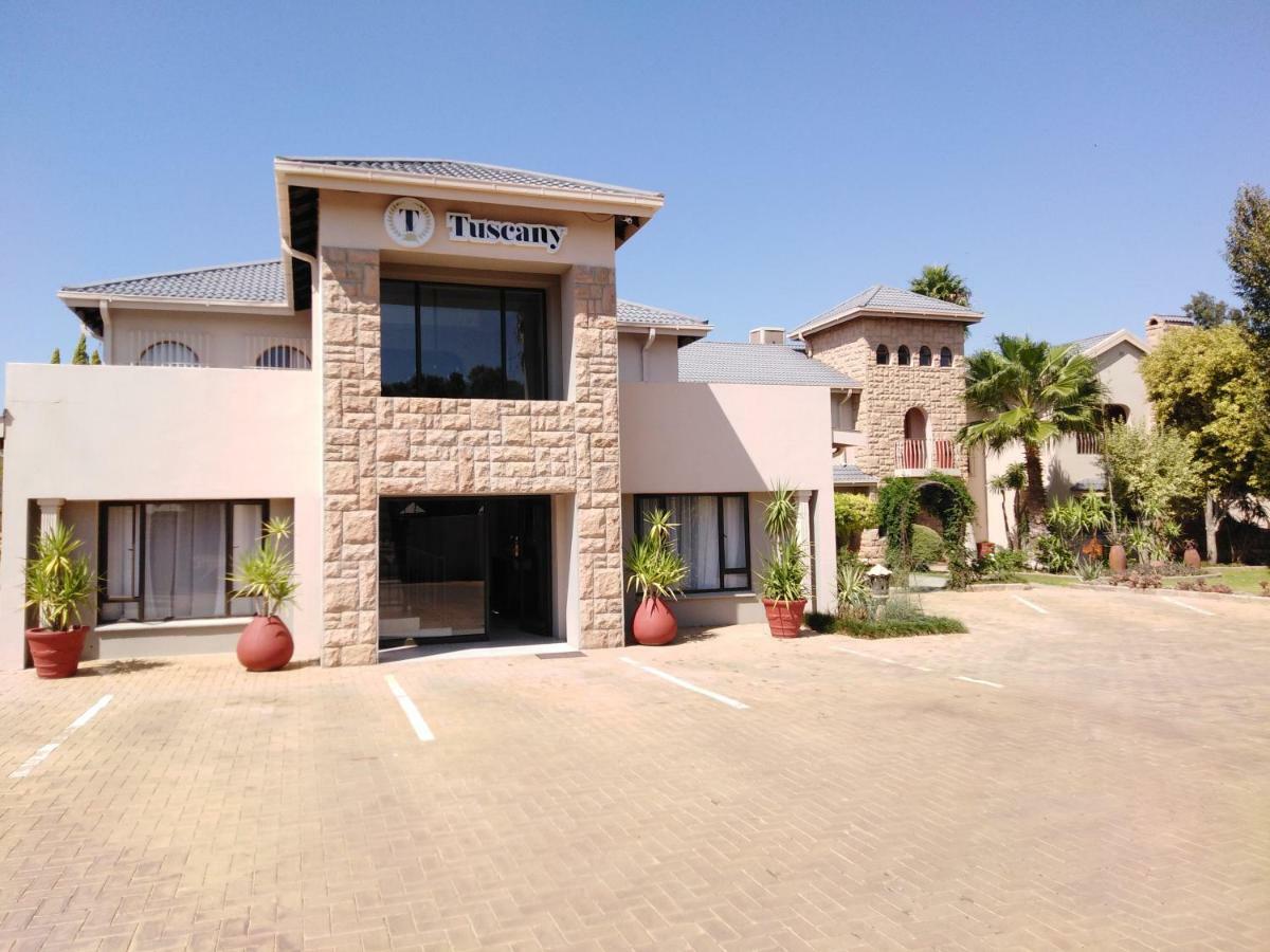 Tuscany Vryburg Ngoại thất bức ảnh