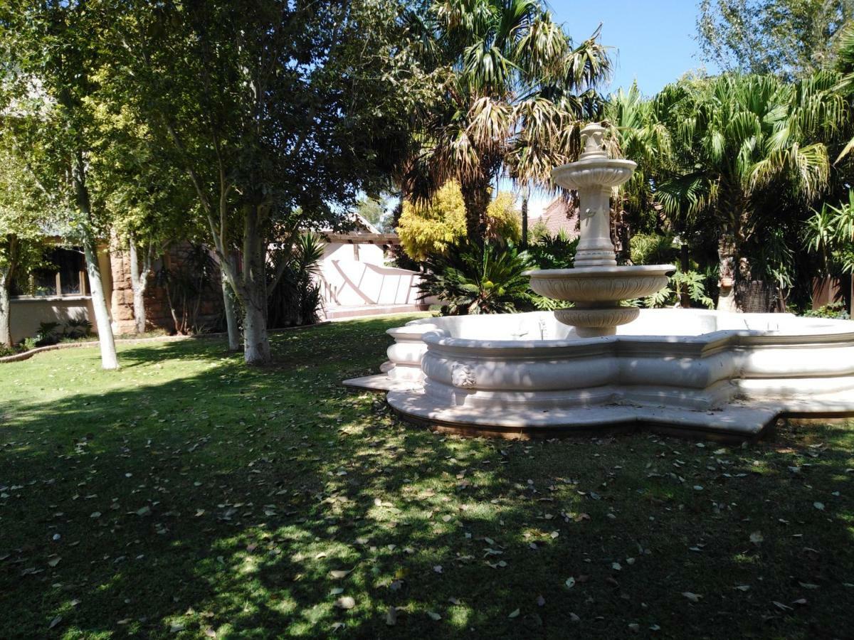 Tuscany Vryburg Ngoại thất bức ảnh